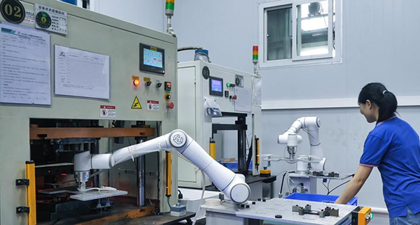 G22恒峰机器人，以创新精神推动协作机器人领域发展